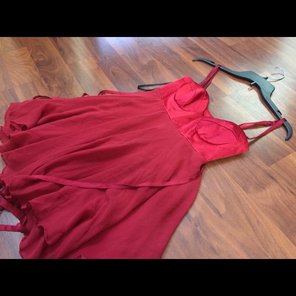 Cute, lil red darling dress (S)